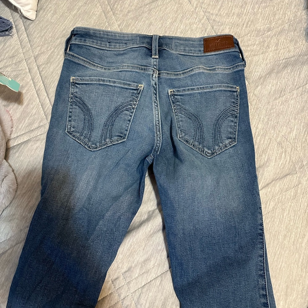 Hollister size 26